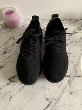 FitFlop Black Knit Athletic Laced Sneakers